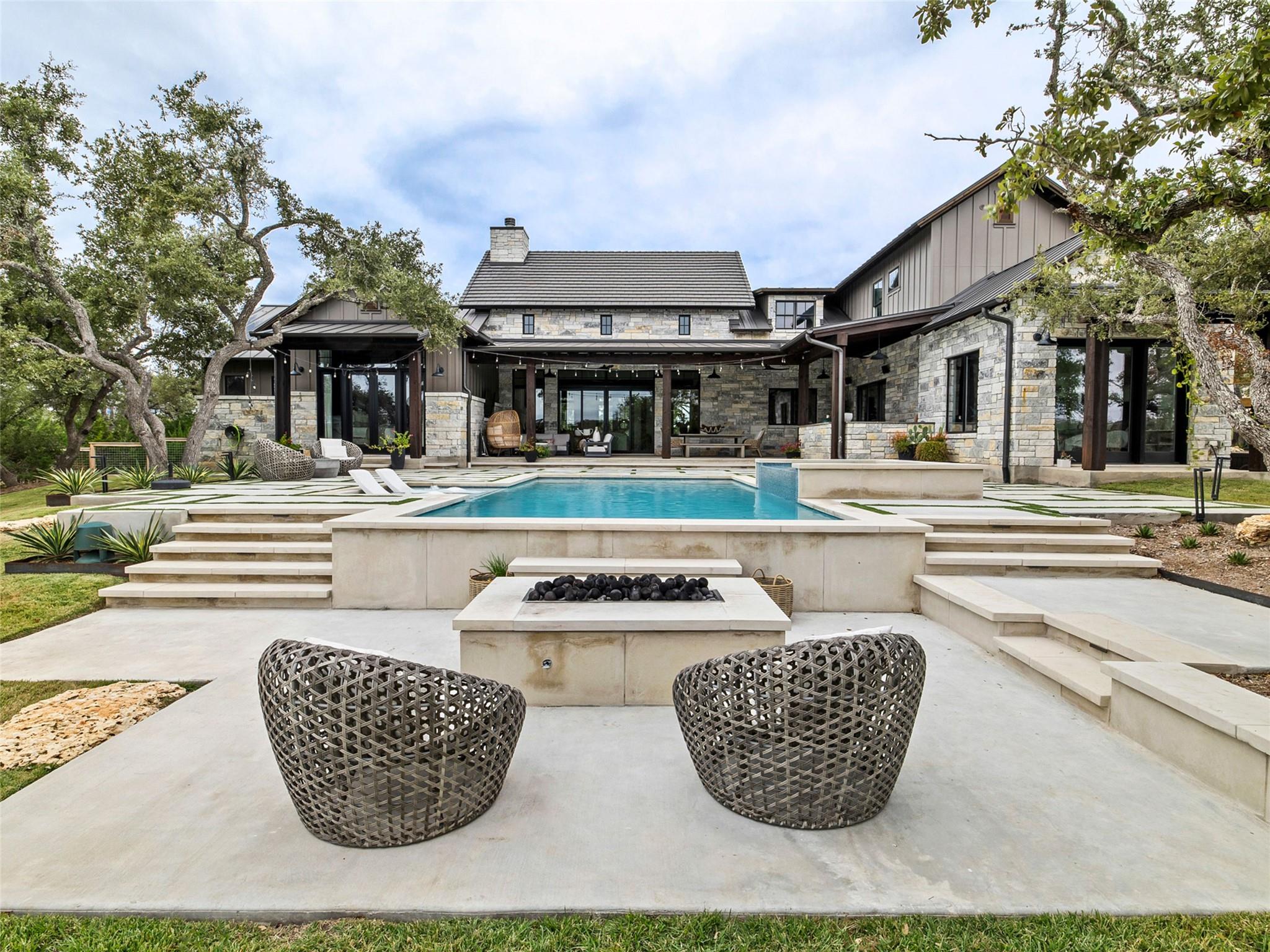 488 Dario Dr, Dripping Springs, TX 78620